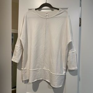 Light weight loose sweatshirt